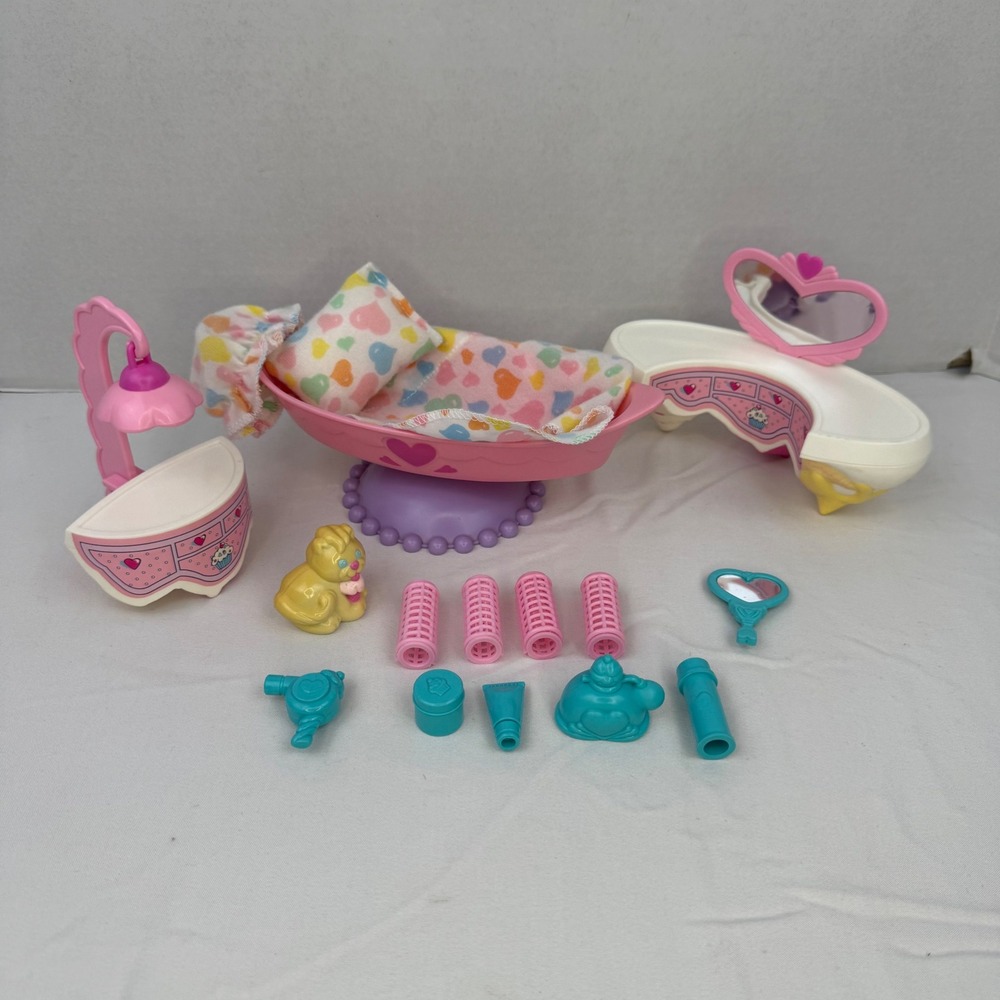 Vintage Mattel Cherry Merry Muffin Banana Split Bed Vanity Furniture Set 90s Toy